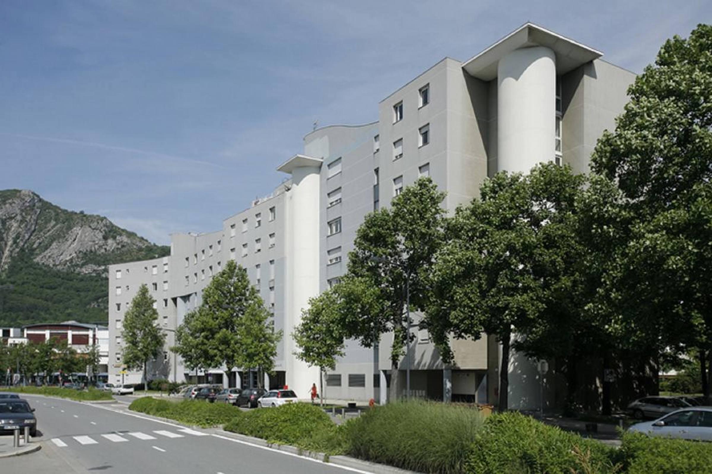 Sejours & Affaires Grenoble Marie Curie Apart otel Dış mekan fotoğraf