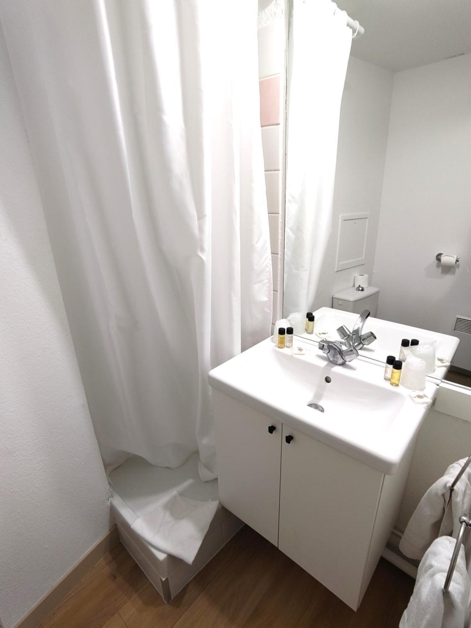 Sejours & Affaires Grenoble Marie Curie Apart otel Dış mekan fotoğraf