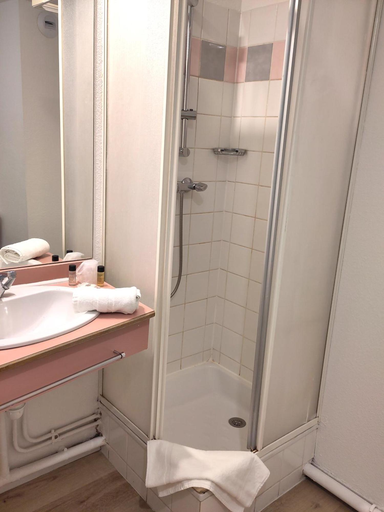 Sejours & Affaires Grenoble Marie Curie Apart otel Dış mekan fotoğraf